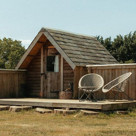 Вилла Glamping At The Retreat Wiltshire Is Rural Bliss Чипенхэм Экстерьер фото